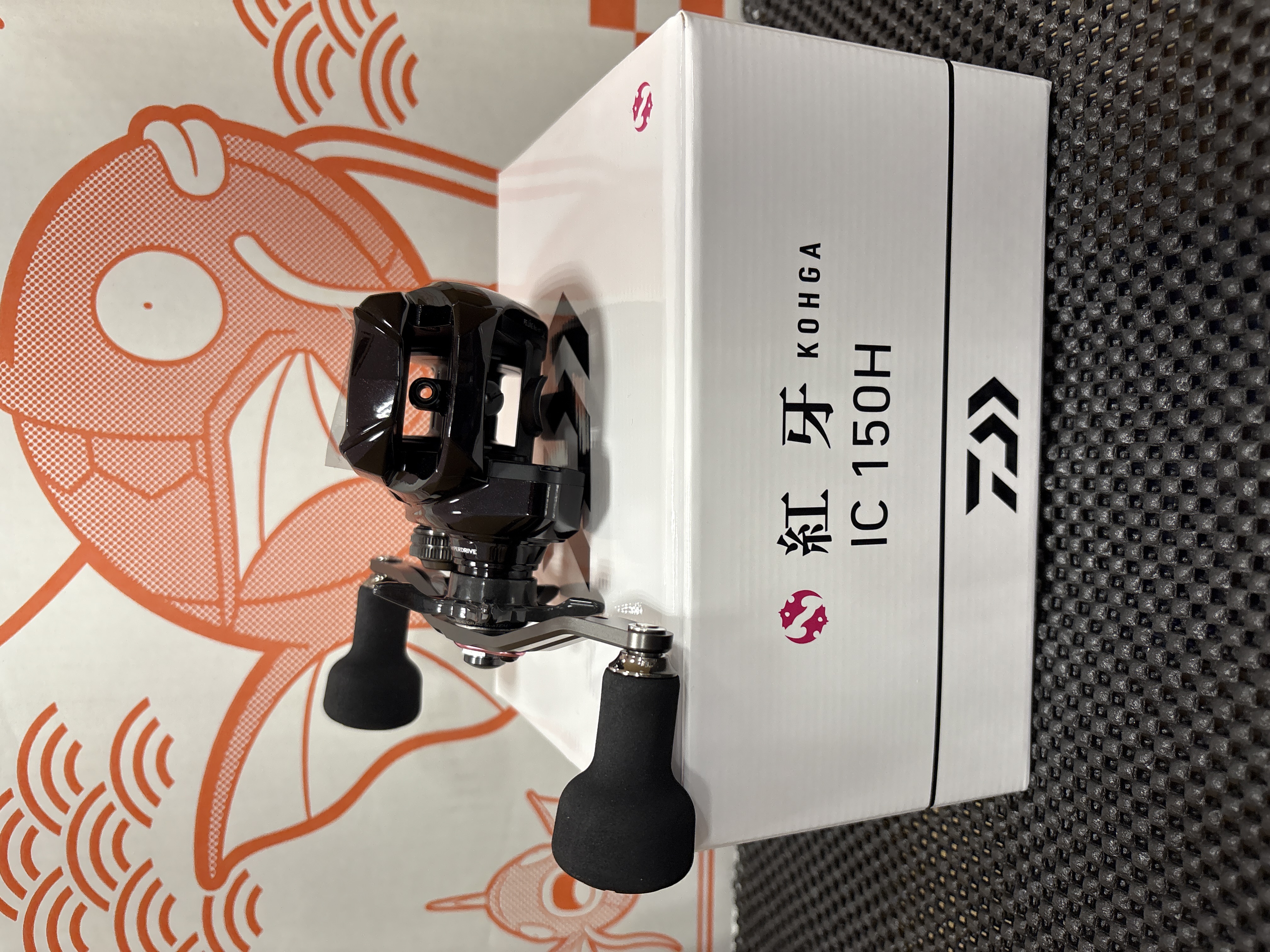 【極美品】 ダイワ　26紅牙　IC　150H