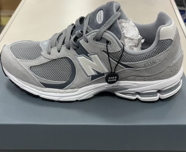【未使用品】New Balance M2002R ST（NB スニーカー）【27.5cm】