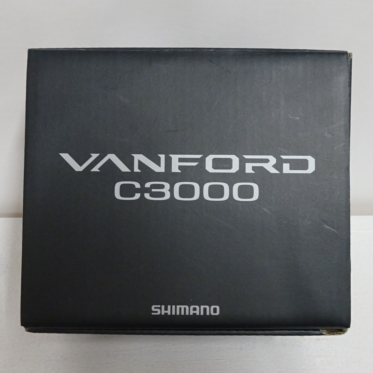 【美品】 シマノ 20ヴァンフォード C3000（SHIMANO リール）